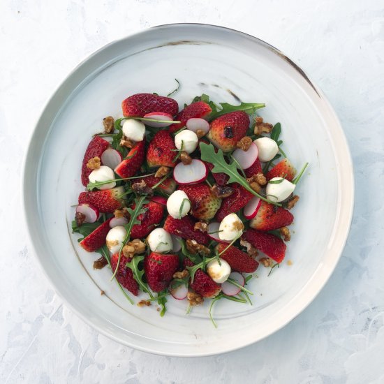 Strawberry Salad with Bocconcini