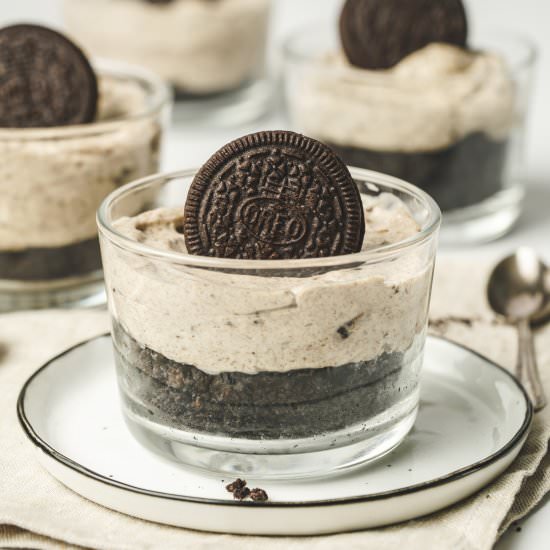 Oreo Cheesecake Pots