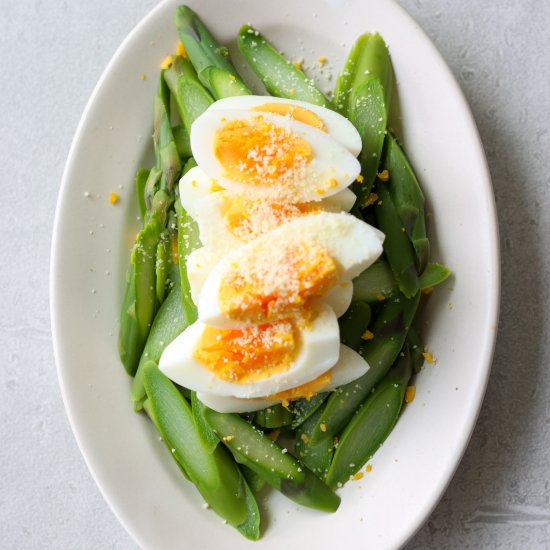 Asparagus Salad with Boiled Egg