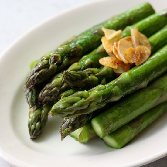 Sauteed garlic asparagus