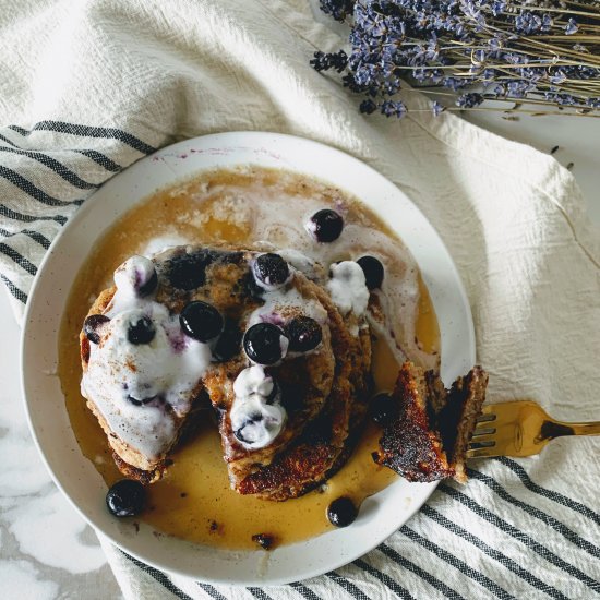 Easy Blueberry Banana Pancakes