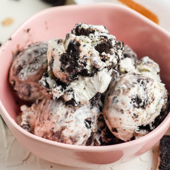 Cookies and Cream Ice Cream