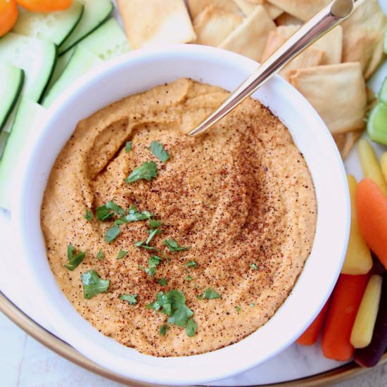 Spicy Sriracha Hummus