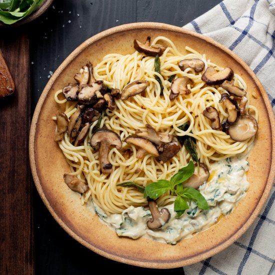 Garlic Butter Pasta w/Tofu Ricotta