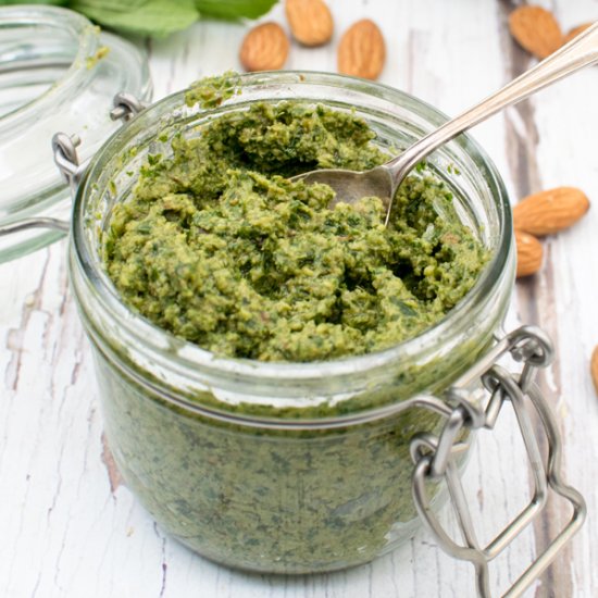 Carrot Top Pesto [vegan]