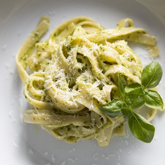 Fettuccine al Pesto Genovese