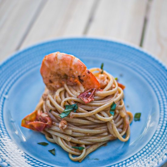 Shrimp and Cherry Tomato Linguine