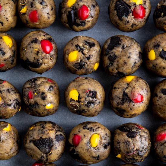 Speckled Oreo Crunch Cookies