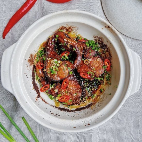 Caramelized Catfish Clay Pot