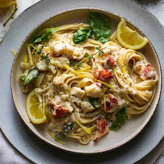 Creamy Lemon Lobster Fettuccine