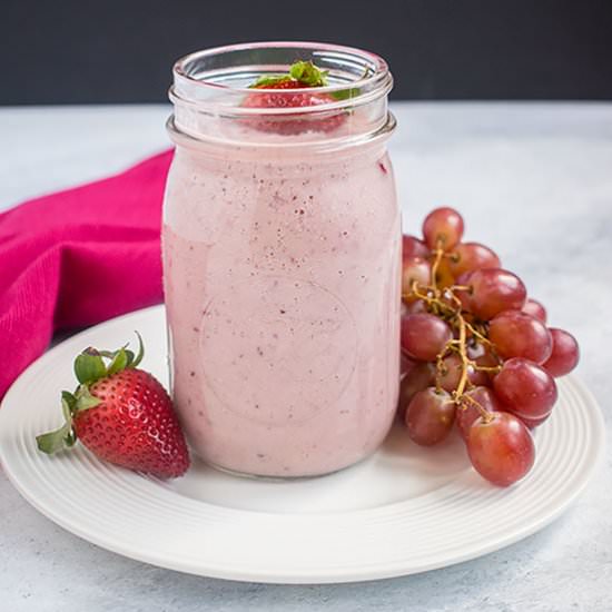 Strawberry-Grape Smoothie