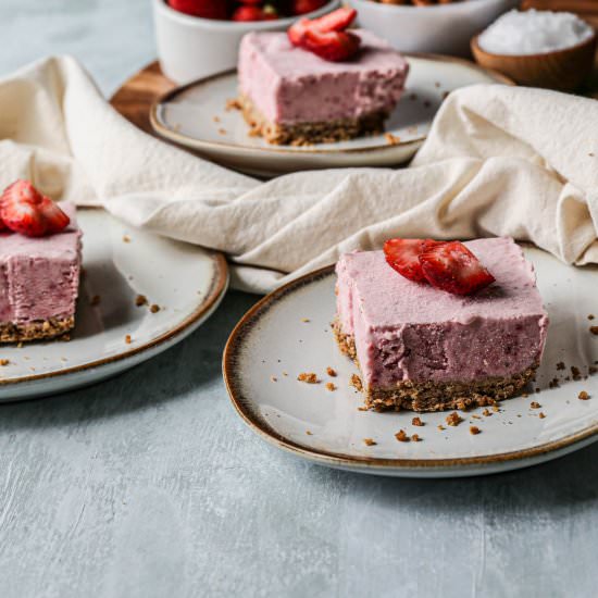 Gluten Free Strawberry Icebox Bars