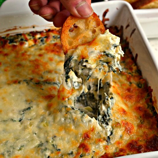 Hot Spinach Artichoke Dip