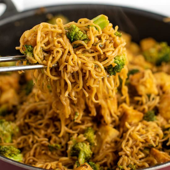 Broccoli Tofu Ramen Noodles