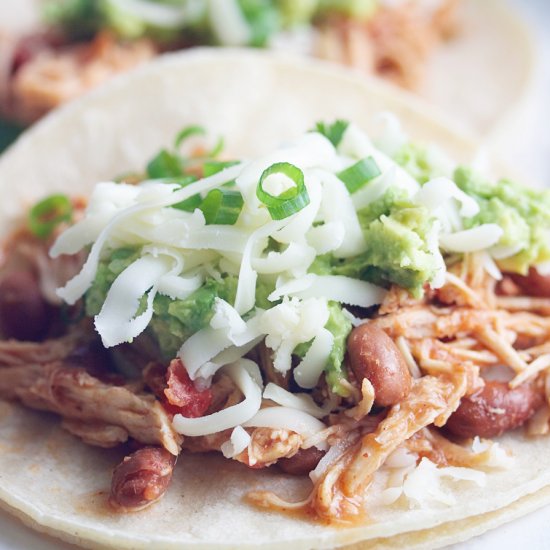 Slow Cooker Chicken Chili Tacos