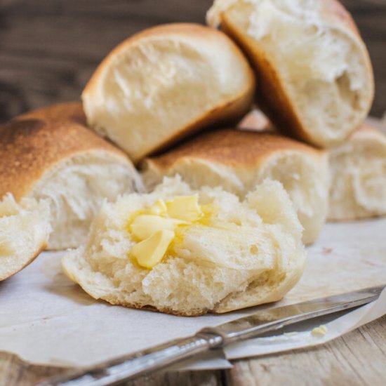 Soft Sourdough Dinner Rolls