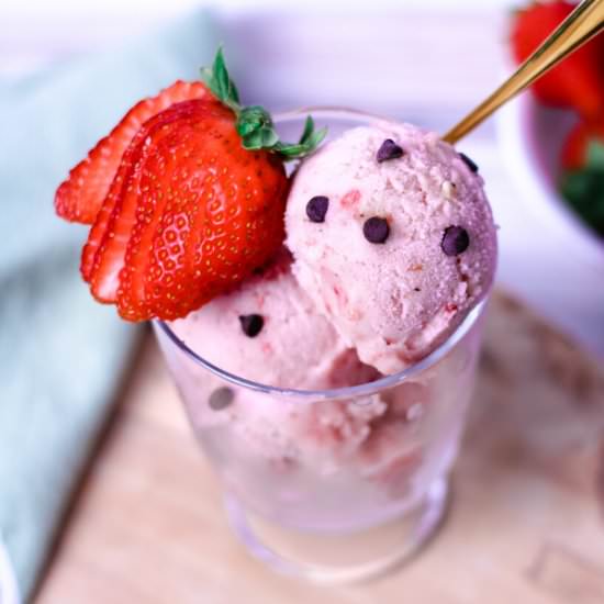 Strawberry Vegan Ice Cream