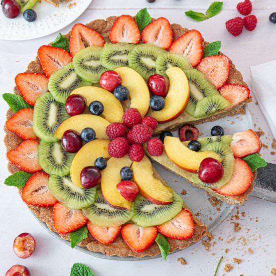 FRUIT TART WITH VEGAN CUSTARD