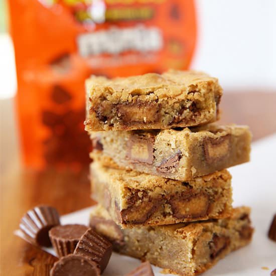 Peanut Butter Cup Blondies