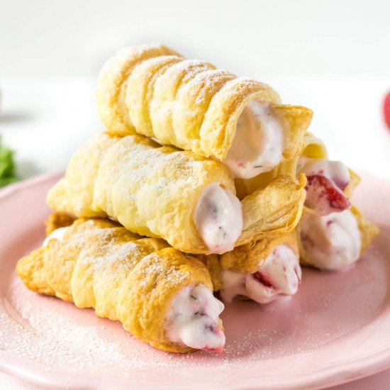 Strawberry Mint Puff Pastry Horns