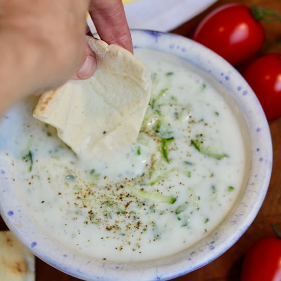 10 Minute Vegan Tzatziki!