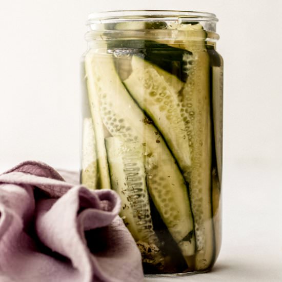 Homemade Refrigerator Dill Pickles