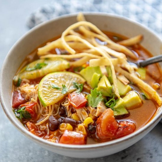 Instant Pot Chicken Tortilla Soup