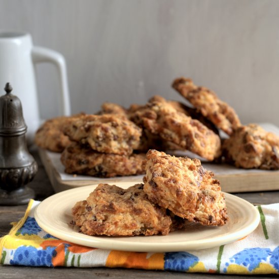 sausage cheese biscuits