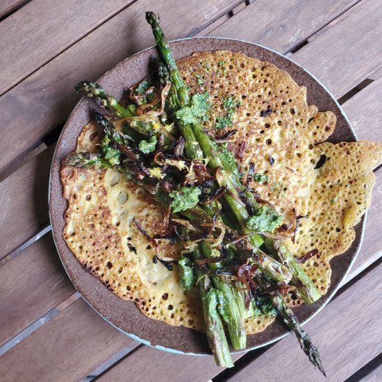 Broiled Asparagus Chickpea Crepe