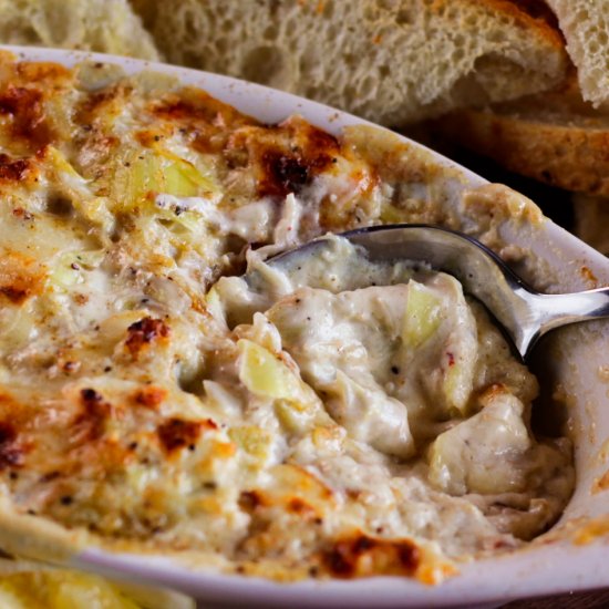 Hot Crab & Artichoke Dip