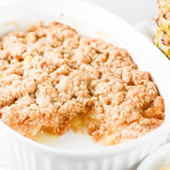 Fresh Pineapple Crisp