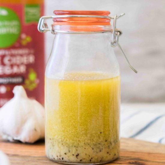 Easy apple cider vinegar dressing