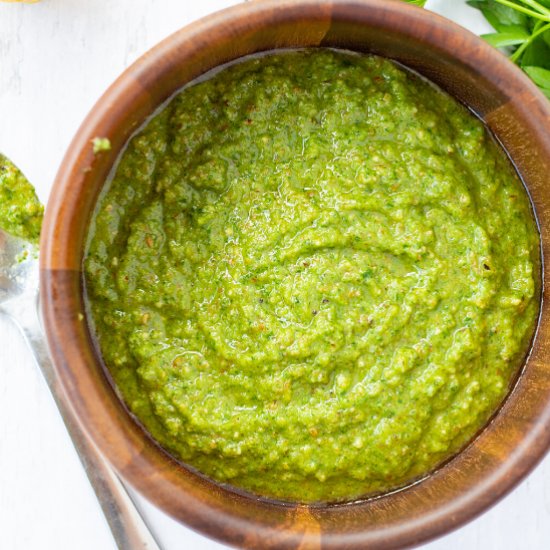 Amazing 5 Minute Green Sauce