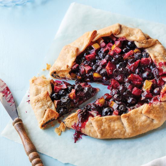 Rustic Blueberry Apple Pie