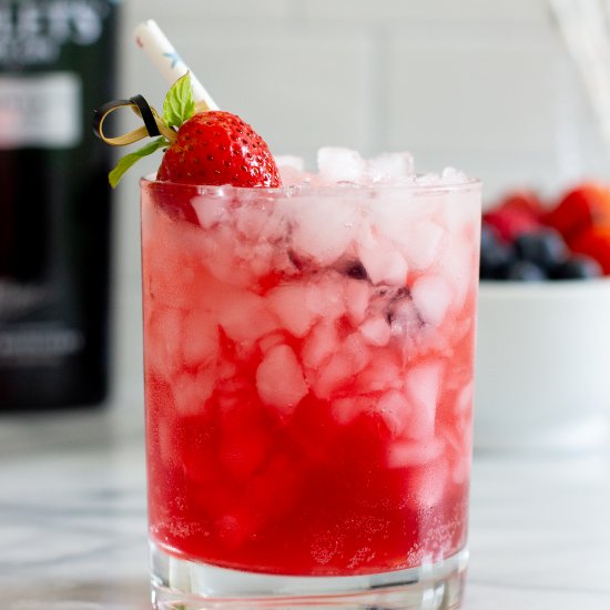 Berry Kombucha Cocktail