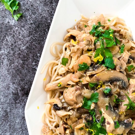 Slow Cooker Chicken Marsala