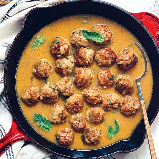 Low Carb Turkey Meatballs & Gravy