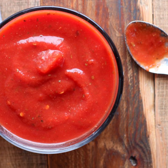 5-Minute, No-Cook Pizza Sauce