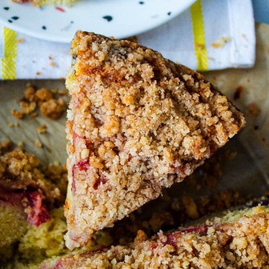 Best Berry Crumble Cake