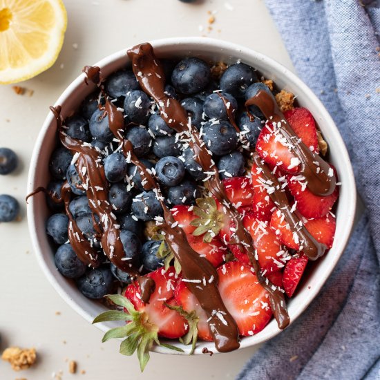 Vegan Nutella Acai Bowl