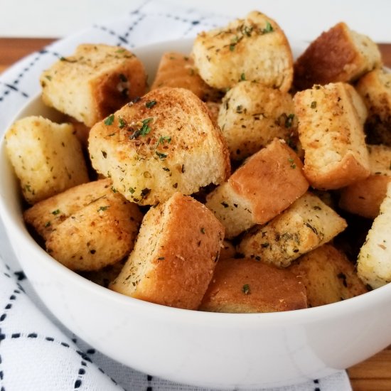 garlic herb croutons