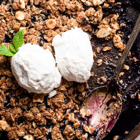 Healthy Gluten Free Blueberry Crisp