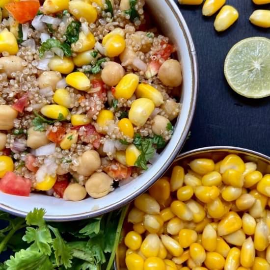 Quinoa salad with corns & chickpea