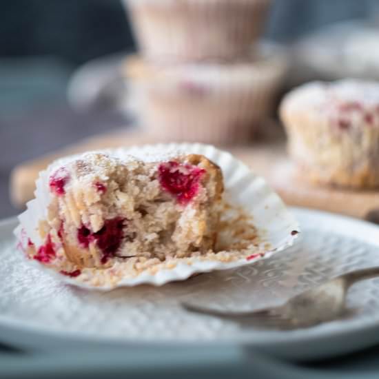 Vegan Raspberry-Coconut Muffins