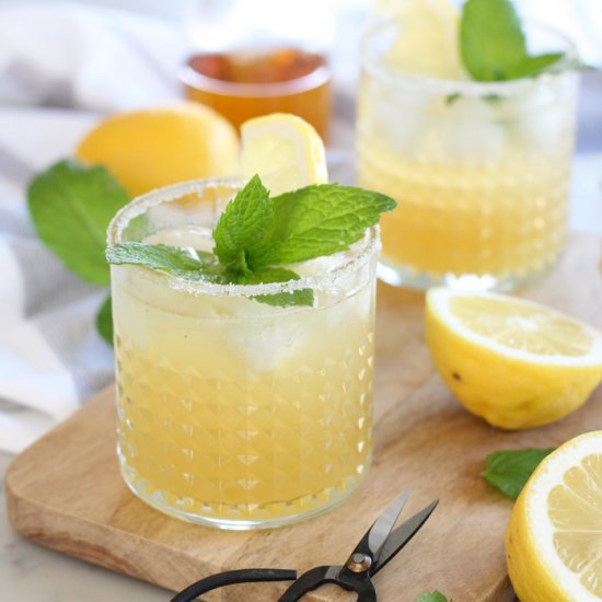 Bourbon Mint Lemonade Cocktail