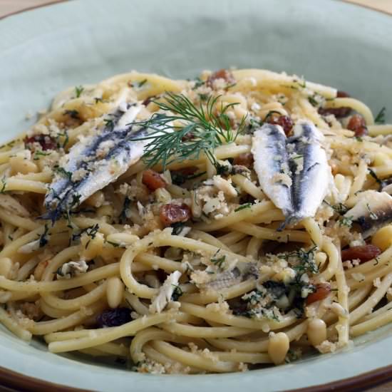 Pasta with Sardines and wild Fennel