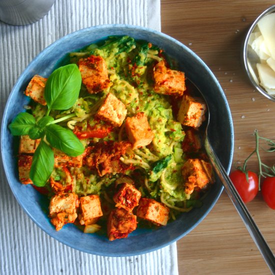 Tofu-Noodles in Zucchini Sauce