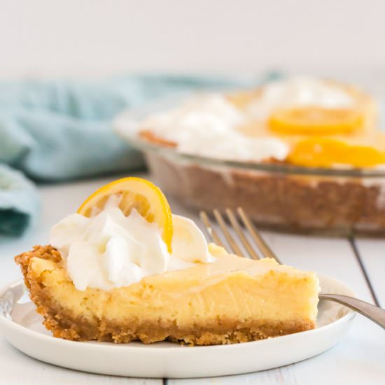 Creamy Lemon Pie with Candied Lemon