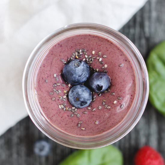 Berry Spinach Smoothie