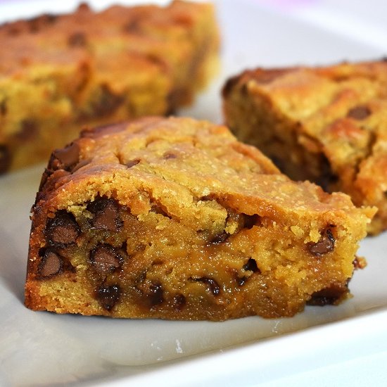 Salted Caramel Cookie Pie